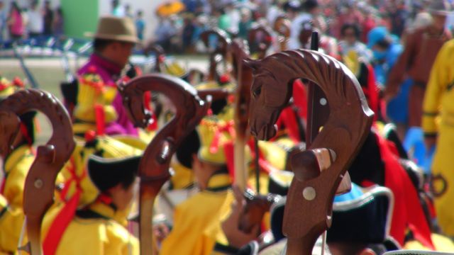 Horse Head Violins at the Naadam Festival (Mongolia Podcast)